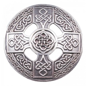 Plaid Brooch - Celtic Cross